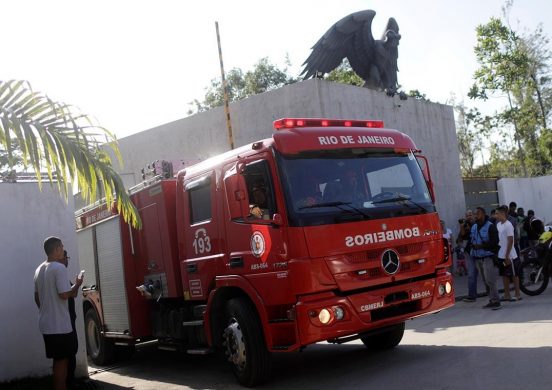 Bombeiros do Rio de Janeiro confirmam 10 mortos